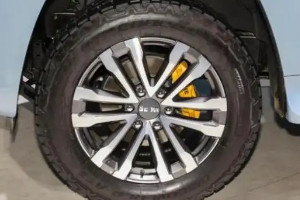 北京bj60轮胎尺寸是多少 轮胎尺寸275/50 r20(轮毂20英寸)