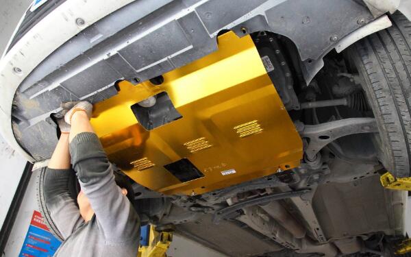 发动机下护板是什么 发动机下护板的用途有哪些