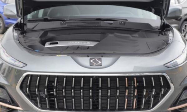 思皓X7新增一款车型上市，新增实用功能配置（表现更加完美）