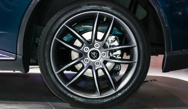海马7x轮胎什么型号 前后轮胎规格为215/60 r17