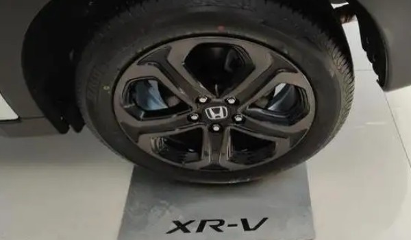 本田xrv的轮毂是多大的 轮毂尺寸17英寸