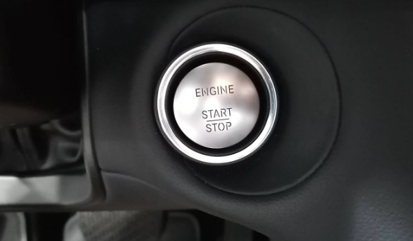 车上的Power是什么意思 发动机启动按钮