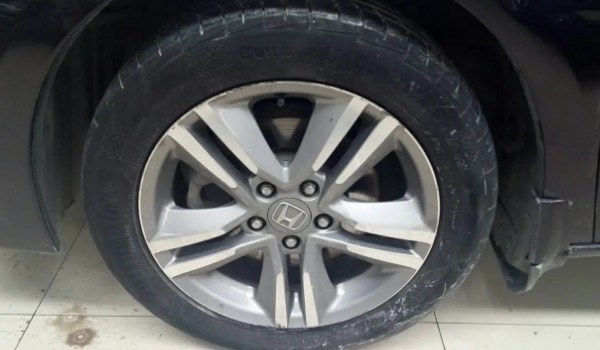 本田奥德赛轮胎是什么品牌型号多少 优科豪马轮胎(轮胎型号225/50 r18)