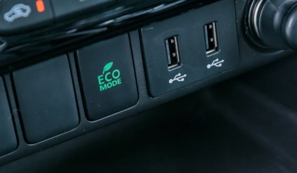 车上空调eco是什么意思 是机动车辆的经济模式（和空调系统无关系）