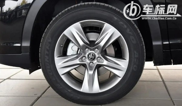 丰田汉兰达轮胎型号是多大 轮胎型号235/55 r20(搭载东洋轮胎)