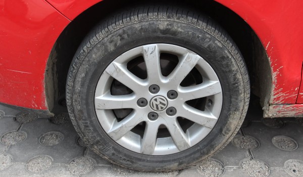 大众polo轮胎型号尺寸是多少 轮胎型号185/65 r15(韩泰轮胎)