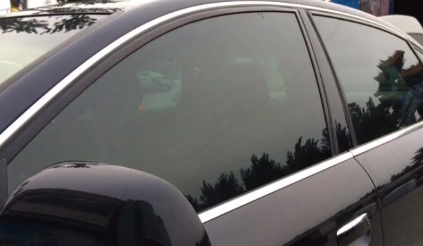 车窗贴膜可以隔热防晒吗 能够起到隔热防晒作用（使用正品玻璃膜）