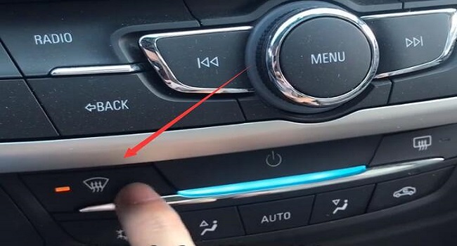 REAR汽车按键是什么意思，后挡风玻璃除雾开关