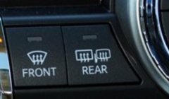 车上rear按键是什么意思 后挡风玻璃除霜除雾按键（使用效果比较好）